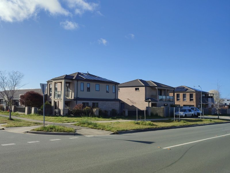 Photo - 2 Salisbury Street, Casey ACT 2913 - Image 3