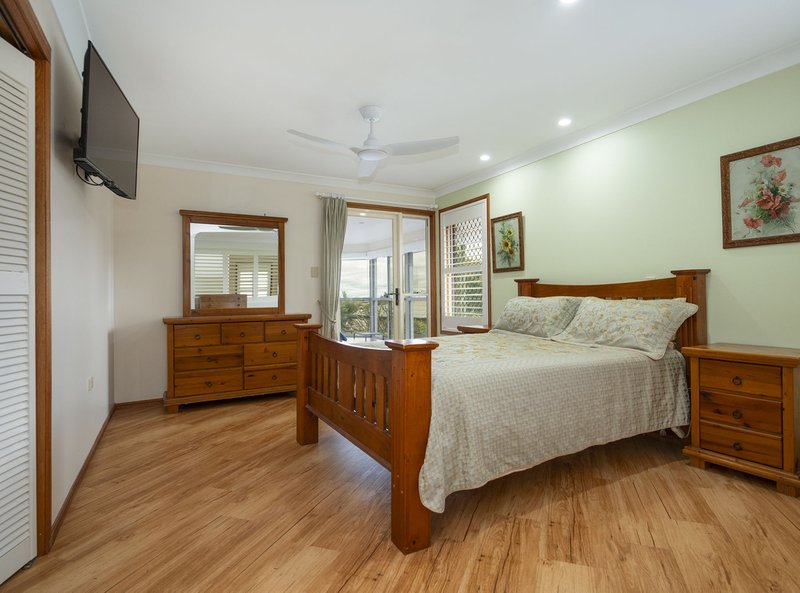 Photo - 2 Samuel Court, Darling Heights QLD 4350 - Image 7