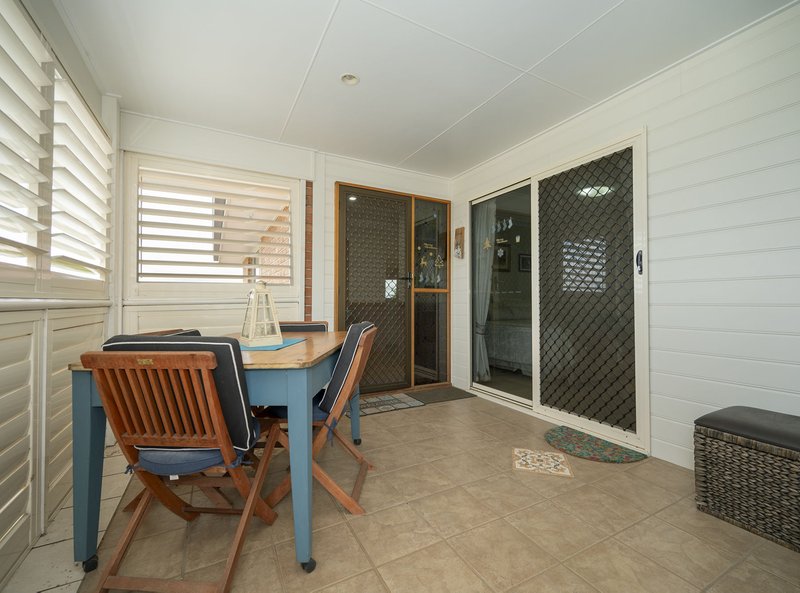 Photo - 2 Samuel Court, Darling Heights QLD 4350 - Image 13