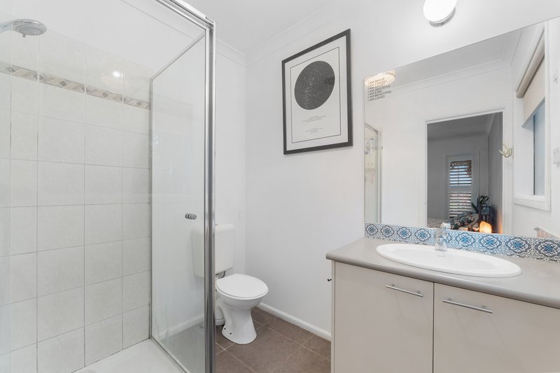 Photo - 2 Sanctuary Crescent, Rowville VIC 3178 - Image 13