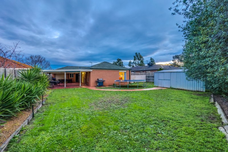 Photo - 2 Sandleford Way, Hoppers Crossing VIC 3029 - Image 11