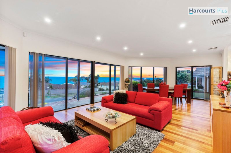 Photo - 2 Sandpiper Terrace, Hallett Cove SA 5158 - Image 2