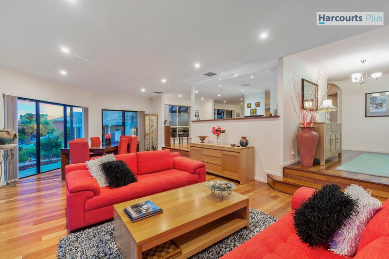 Photo - 2 Sandpiper Terrace, Hallett Cove SA 5158 - Image 3