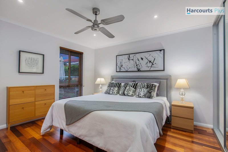 Photo - 2 Sandpiper Terrace, Hallett Cove SA 5158 - Image 14