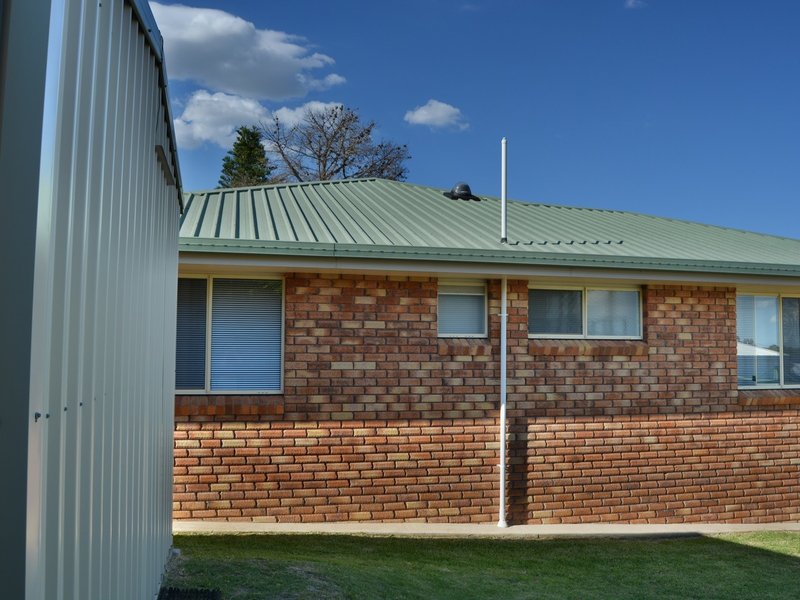 Photo - 2 Sandstone Court, Warwick QLD 4370 - Image 17