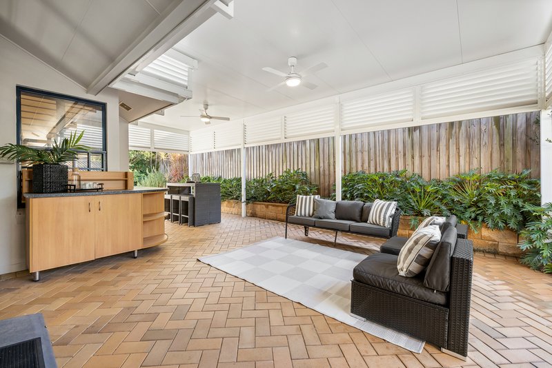 Photo - 2 Sandwell Close, Wishart QLD 4122 - Image 27