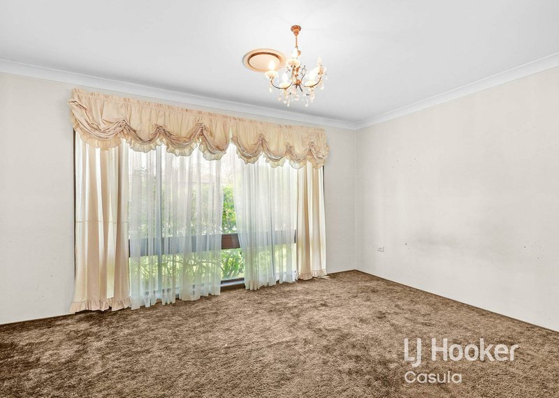 Photo - 2 Santiago Place, Seven Hills NSW 2147 - Image 6