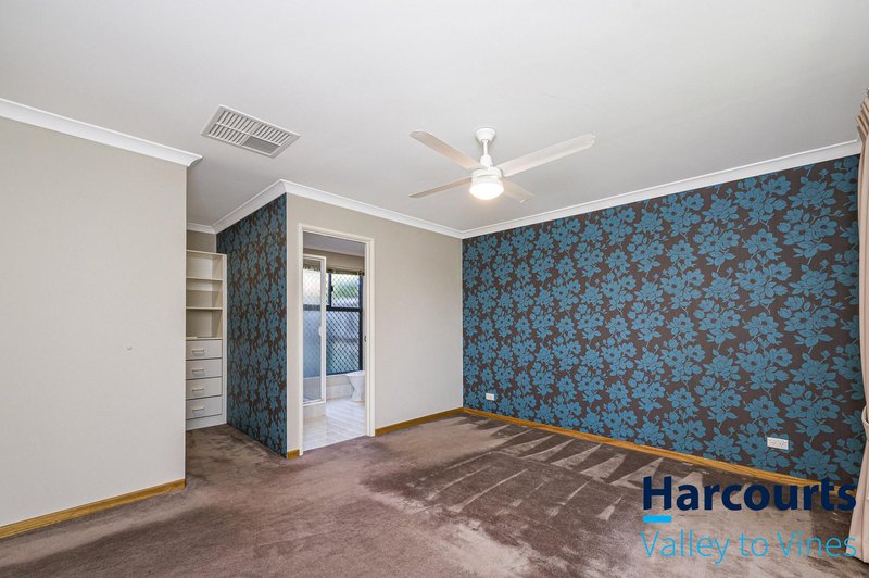 Photo - 2 Santorini Turn, Ellenbrook WA 6069 - Image 4