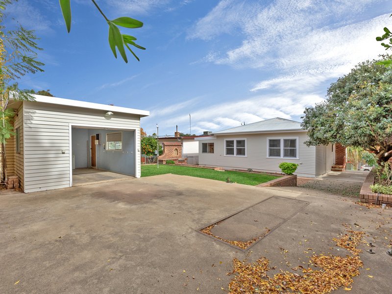 Photo - 2 Sapphire Crescent, East Tamworth NSW 2340 - Image 16