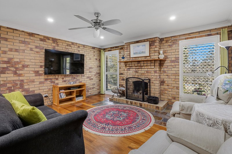 Photo - 2 Satinash Court, Capalaba QLD 4157 - Image 7