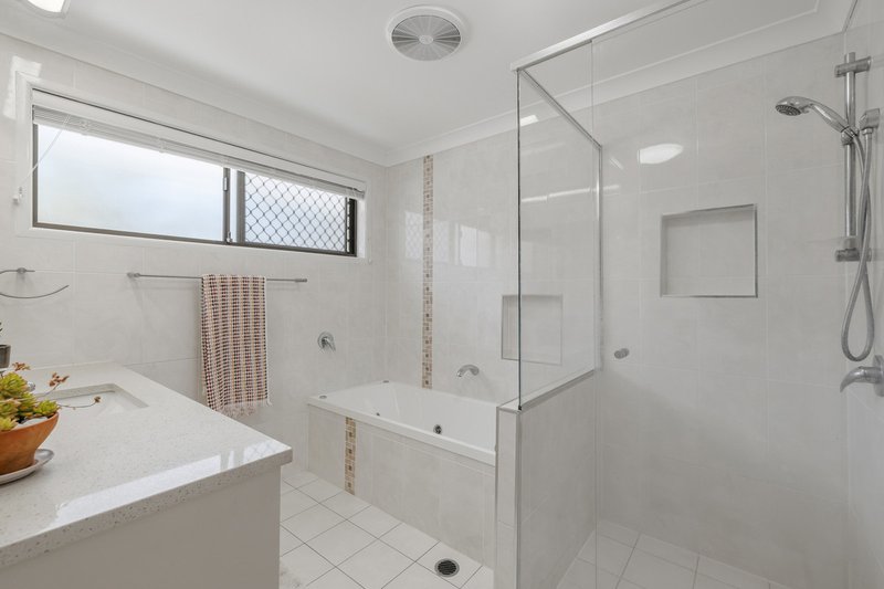 Photo - 2 Satinash Court, Capalaba QLD 4157 - Image 14