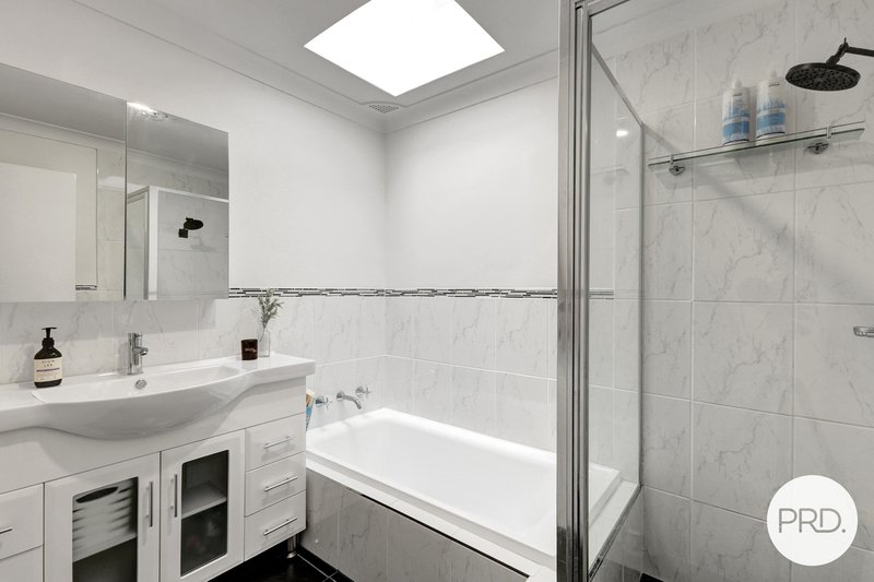 Photo - 2 Scenic Crescent, Albion Park NSW 2527 - Image 8
