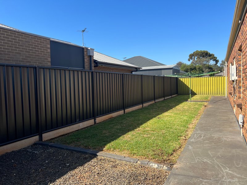 Photo - 2 Schirripa Court, Salisbury Downs SA 5108 - Image 11