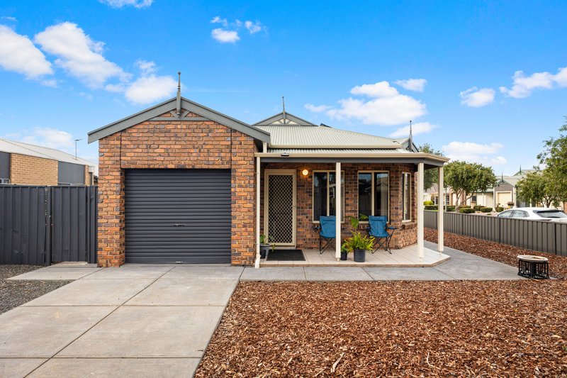Photo - 2 Schirripa Court, Salisbury Downs SA 5108 - Image 2