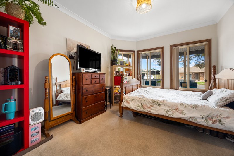 Photo - 2 Schirripa Court, Salisbury Downs SA 5108 - Image 10