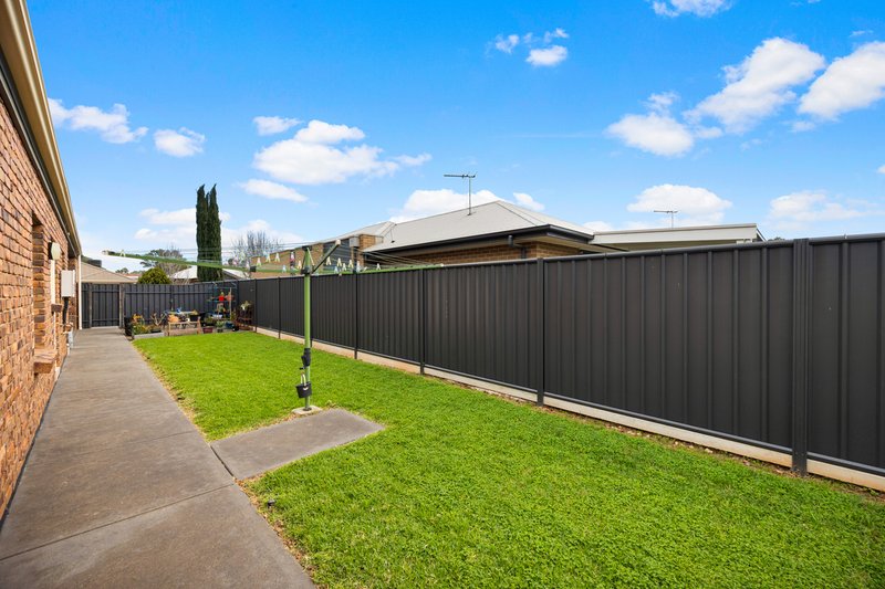 Photo - 2 Schirripa Court, Salisbury Downs SA 5108 - Image 13