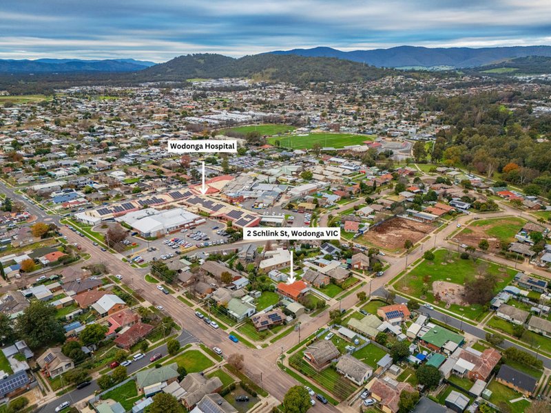 Photo - 2 Schlink Street, Wodonga VIC 3690 - Image 18