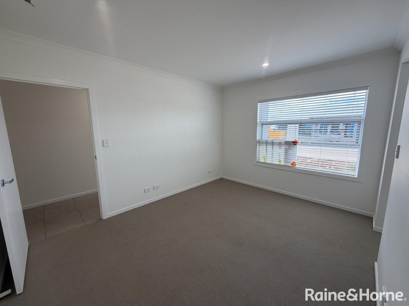 Photo - 2 Scholz Way, Evanston Gardens SA 5116 - Image 4