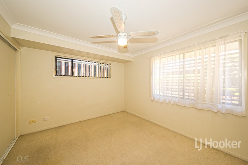 Photo - 2 Seabreeze Court, Spinnaker Drive, Sandstone Point QLD 4511 - Image 8