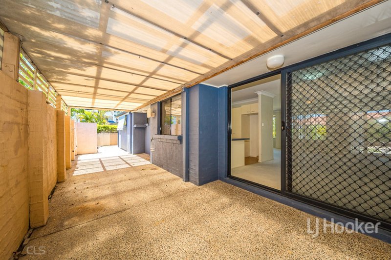 Photo - 2 Seabreeze Court, Spinnaker Drive, Sandstone Point QLD 4511 - Image 10