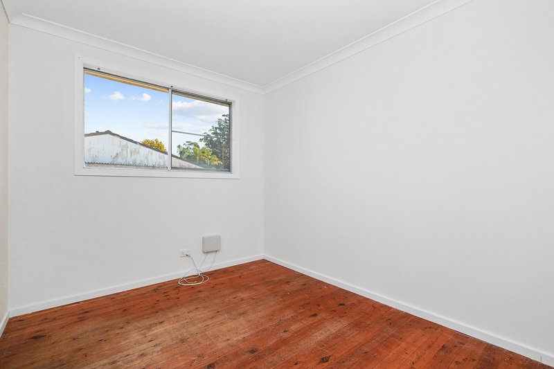 Photo - 2 Seaham Street, Holmesville NSW 2286 - Image 10