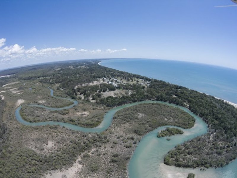 Photo - 2 Seashore Way, Toogoom QLD 4655 - Image 25