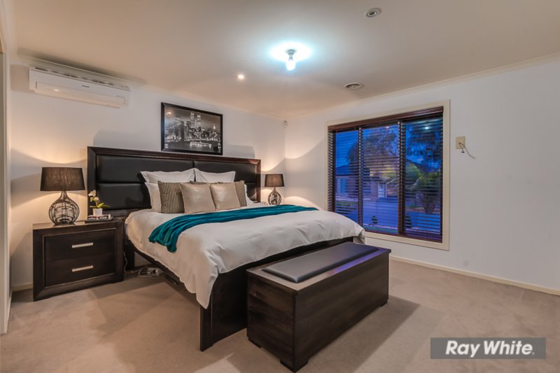 Photo - 2 Seaton Court, Tarneit VIC 3029 - Image 6