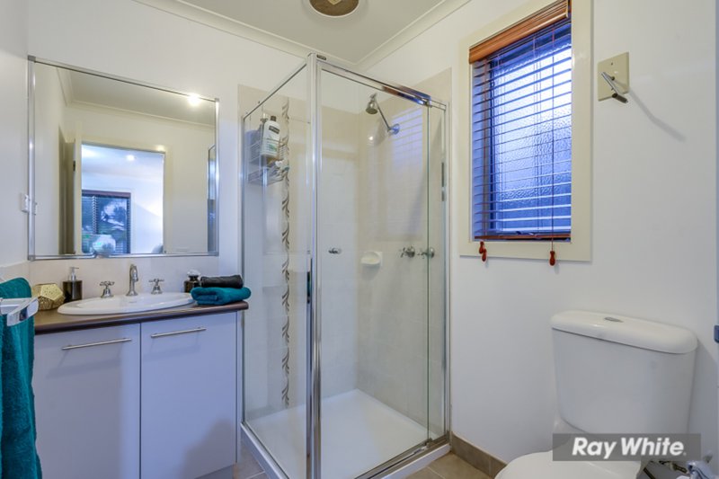 Photo - 2 Seaton Court, Tarneit VIC 3029 - Image 7