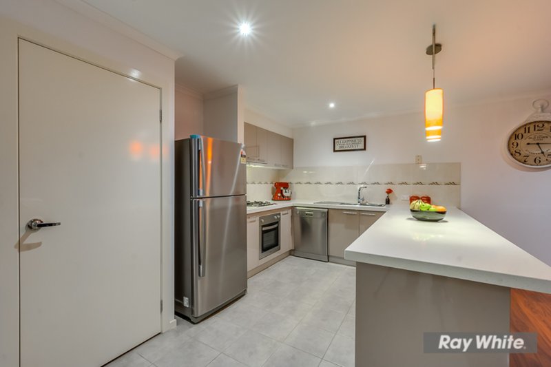 Photo - 2 Seaton Court, Tarneit VIC 3029 - Image 14