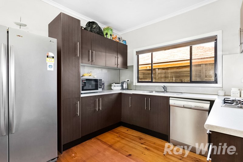 Photo - 2 Selola Court, Fawkner VIC 3060 - Image 2