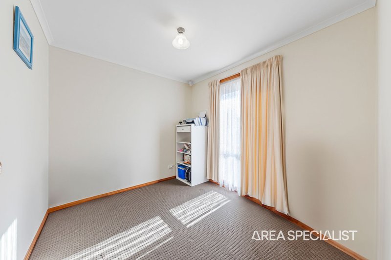 Photo - 2 Settlers Hill Rise, Pakenham VIC 3810 - Image 10