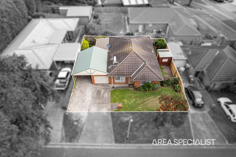 Photo - 2 Settlers Hill Rise, Pakenham VIC 3810 - Image 12