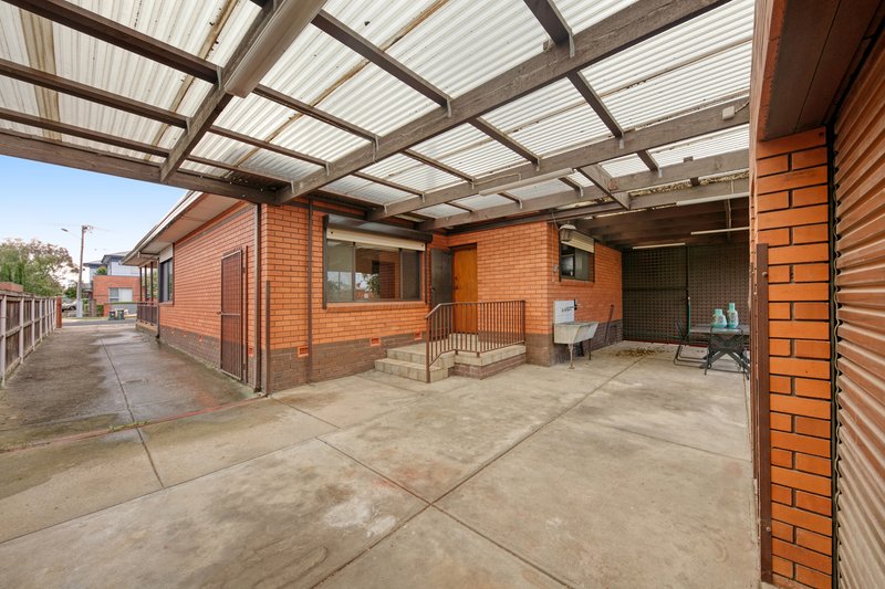 Photo - 2 Shackell Street, Coburg VIC 3058 - Image 15