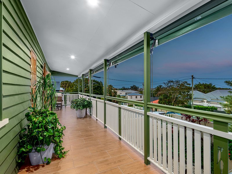 Photo - 2 Shackleton Street, Kedron QLD 4031 - Image 3