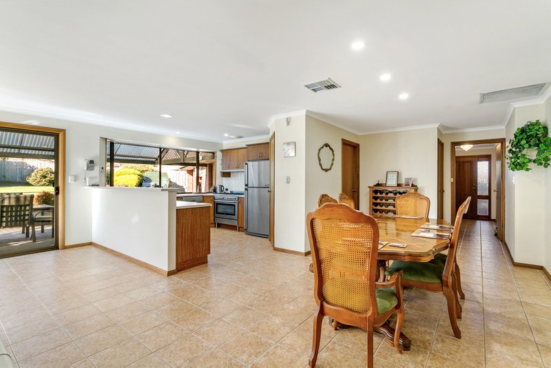 Photo - 2 Shah Court, Flagstaff Hill SA 5159 - Image 7