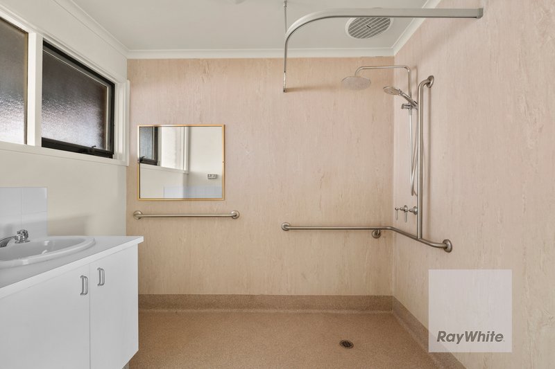 Photo - 2 Sheoak Court, Meadow Heights VIC 3048 - Image 8