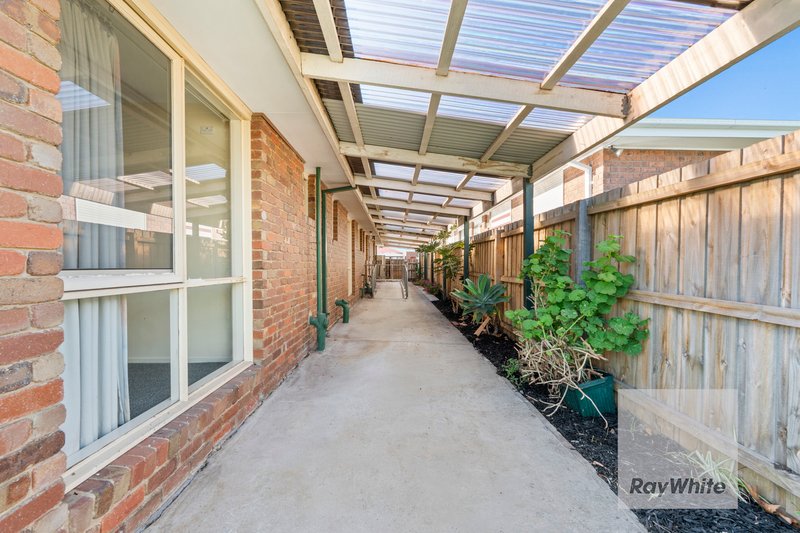 Photo - 2 Sheoak Court, Meadow Heights VIC 3048 - Image 16