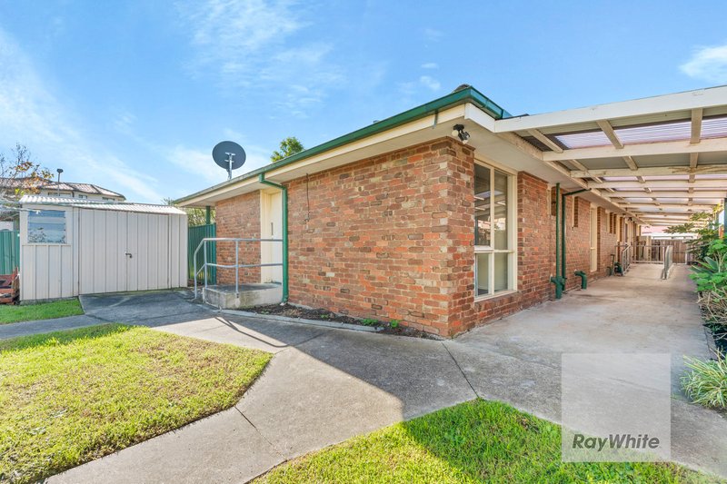 Photo - 2 Sheoak Court, Meadow Heights VIC 3048 - Image 17