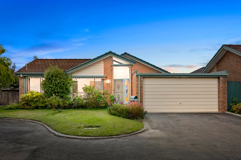 Photo - 2 Sheoak Mews, Cheltenham VIC 3192 - Image 6