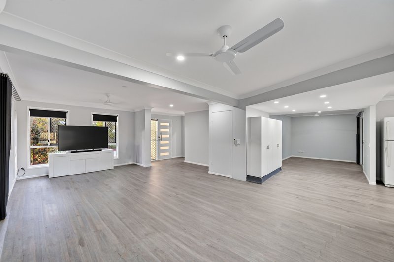 Photo - 2 Sheperd Circuit, Kirwan QLD 4817 - Image 2