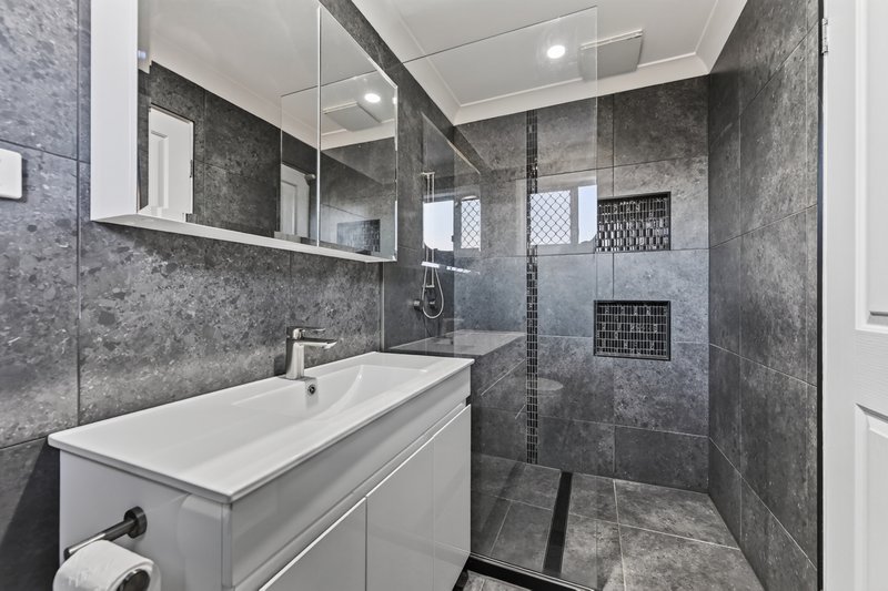 Photo - 2 Sheperd Circuit, Kirwan QLD 4817 - Image 8