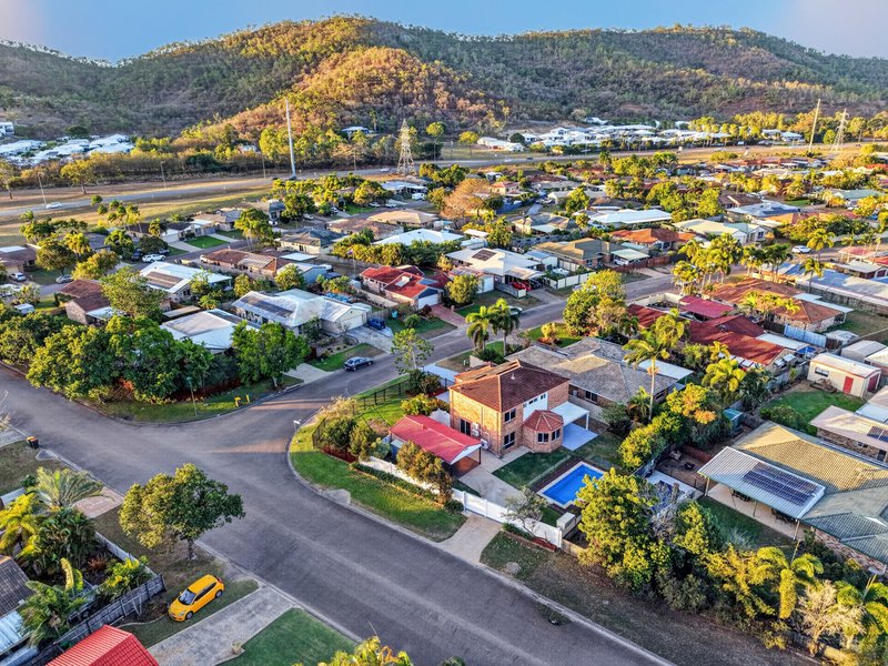 Photo - 2 Sheperd Circuit, Kirwan QLD 4817 - Image 31