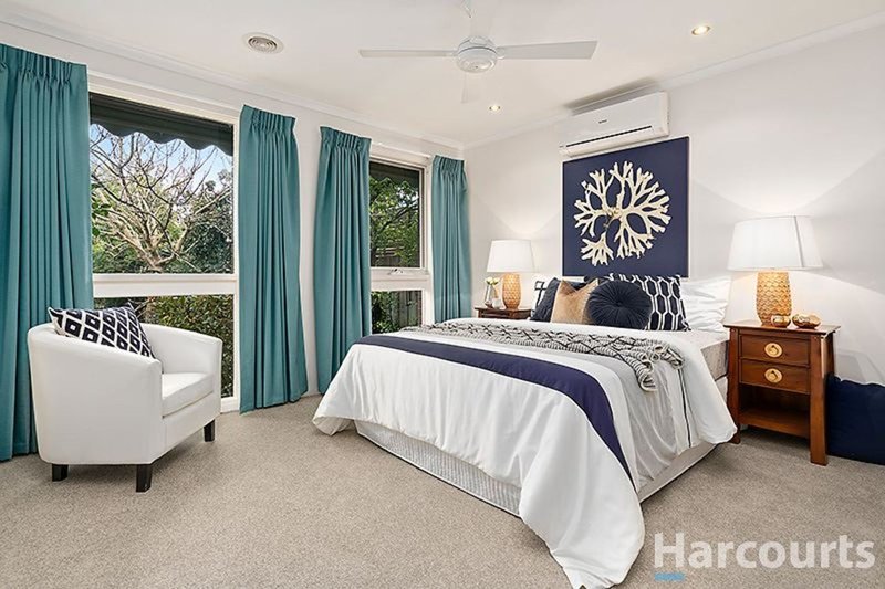 Photo - 2 Shield Court, Glen Waverley VIC 3150 - Image 6