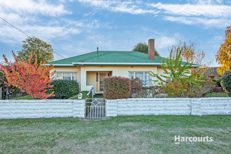 Photo - 2 Short Street, Ulverstone TAS 7315 - Image 2