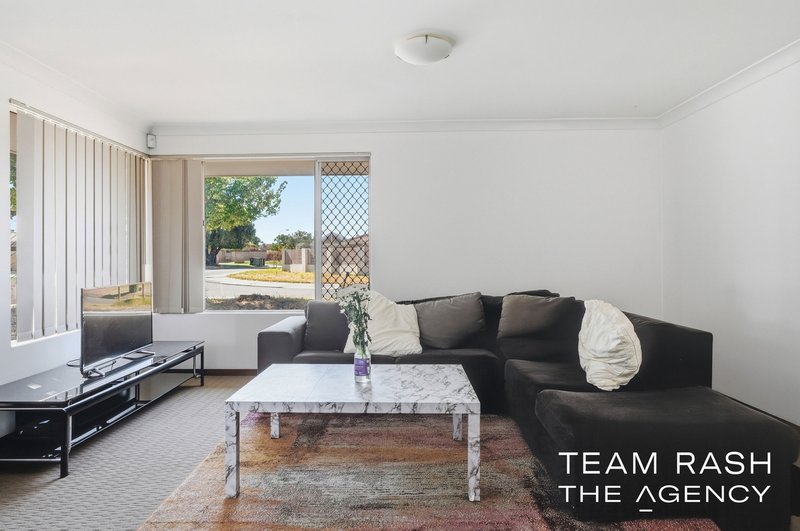 Photo - 2 Silkyoak Place, Morley WA 6062 - Image 3