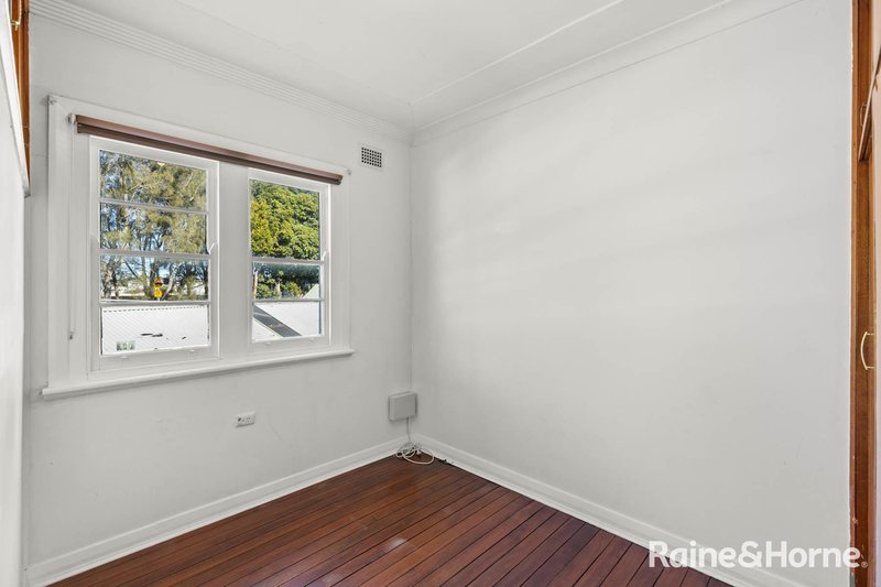 Photo - 2 Silsoe Street, Mayfield NSW 2304 - Image 8