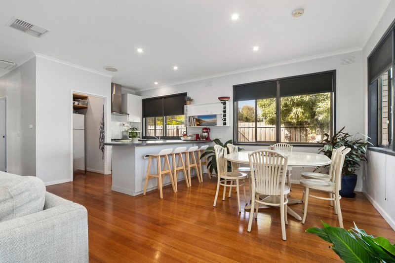 Photo - 2 Sixth Avenue, Chelsea Heights VIC 3196 - Image 8