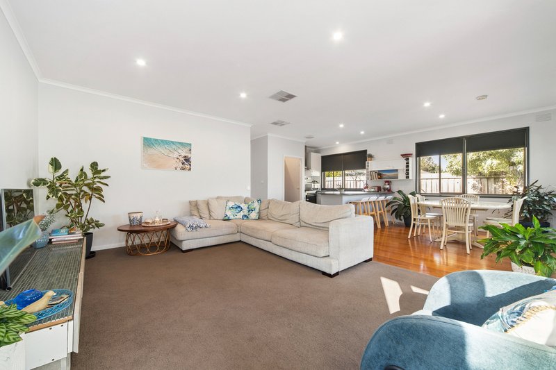 Photo - 2 Sixth Avenue, Chelsea Heights VIC 3196 - Image 10