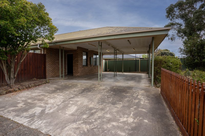 Photo - 2 Sixth Avenue, Chelsea Heights VIC 3196 - Image 2