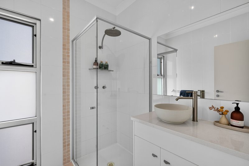 Photo - 2 Sixth Avenue, Chiton SA 5211 - Image 27